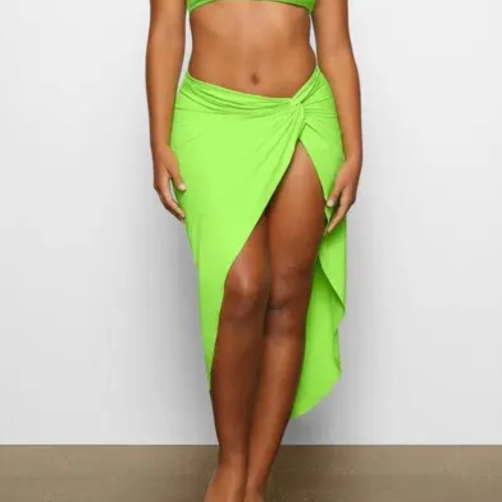 SKIMS Lime neon Green Sarong High Slit Wrap